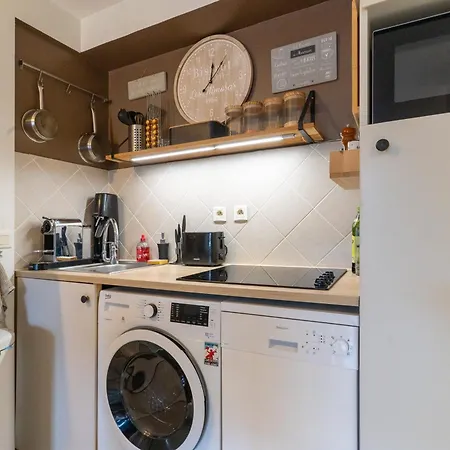 Διαμέρισμα Very Pleasant Flat For 6 People In A Tourist Ideally Located 260